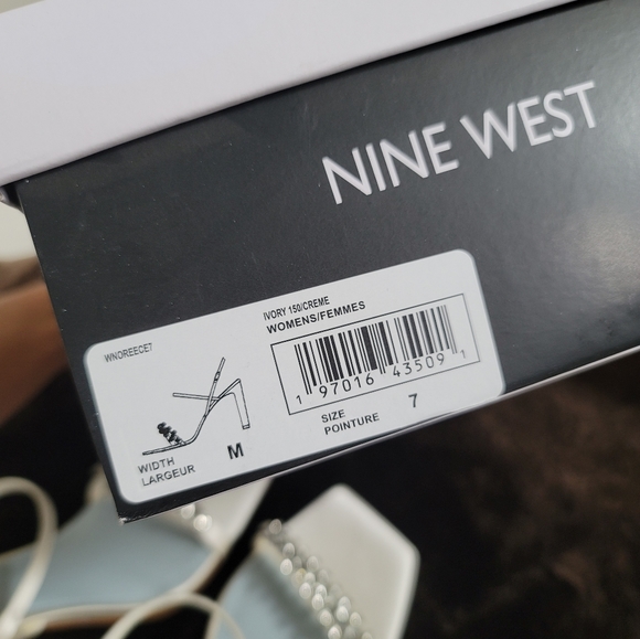 Nine West embellished heels size 7 - Picture 5 of 9